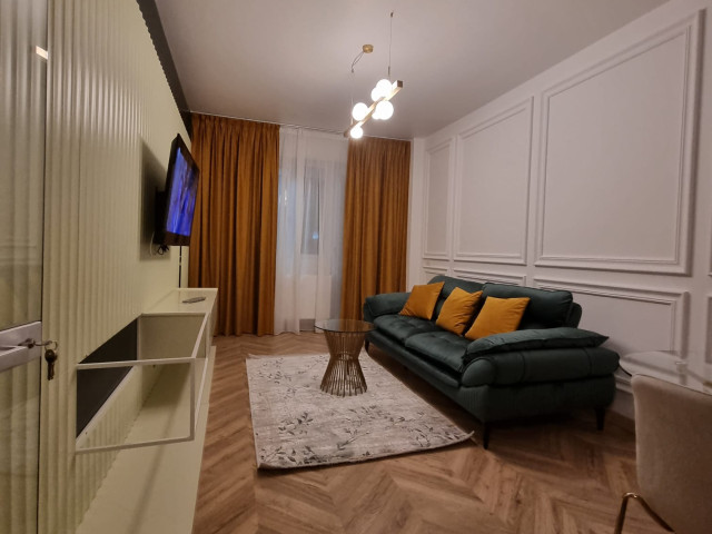 Centru apartament nou  36 mp, 2 camere,  semidecomandat, de inchiriat,  (Q Residence - Palas Mall) 154619