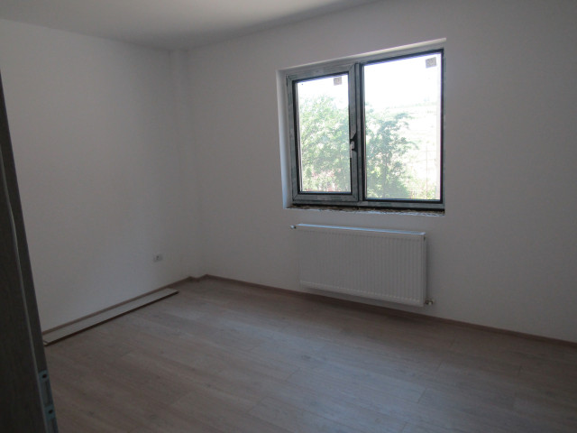 Apartament nou de vanzare, 2 camere,  semidecomandat,  58 mp, Pacurari,  ( Profi- Progess) 139165