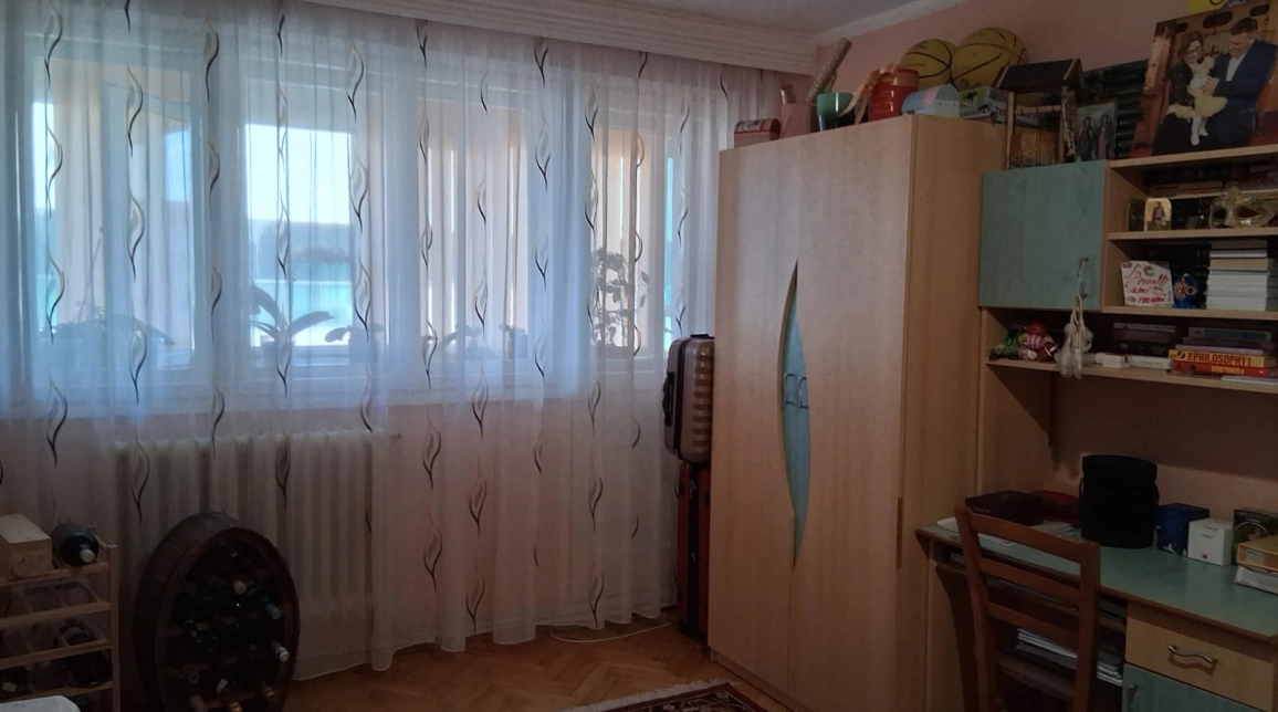 Oferta De vanzare apartament, 3 camere, decomandat, 72 mp, Centru,  Podu Ros Sensul Giratoriu  imagine 9