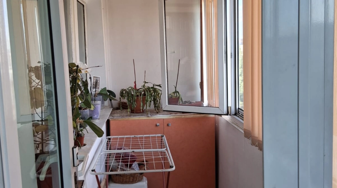 Oferta De vanzare apartament, 3 camere, decomandat, 72 mp, Centru,  Podu Ros Sensul Giratoriu  imagine 11