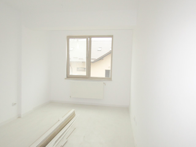 Apartament nou de vanzare, 3 camere,  semidecomandat,  60 mp, CUG,  (Soseaua Nicolina) 147375