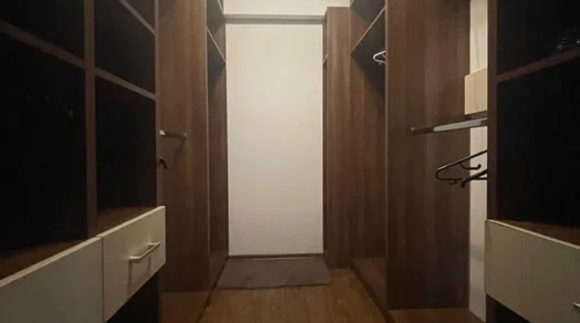 Oferta Apartament nou de vanzare, 3 camere, decomandat, 94 mp, Centru,  Podul de fier, Tg cucu imagine 1