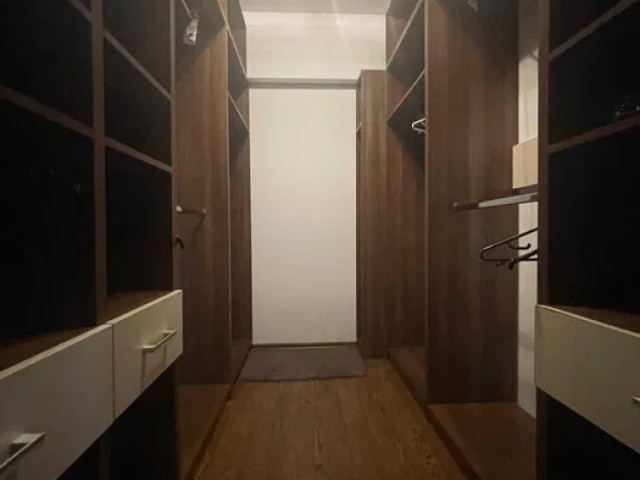 Apartament nou de vanzare, 3 camere,  decomandat,  94 mp, Centru,  (Podul de fier, Tg cucu) 159990 Apartament nou de vanzare, 3 camere,  decomandat,  94 mp, Centru,  (Podul de fier, Tg cucu) 159990