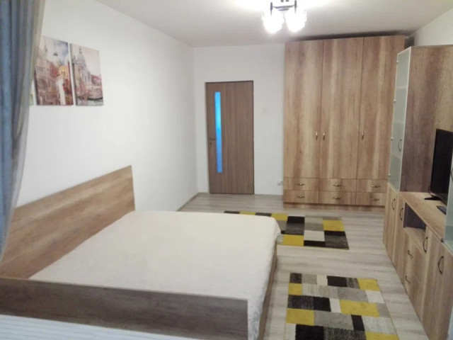 Apartament de vanzare, 3 camere,  decomandat,  72 mp, Mircea cel Batran,   147705