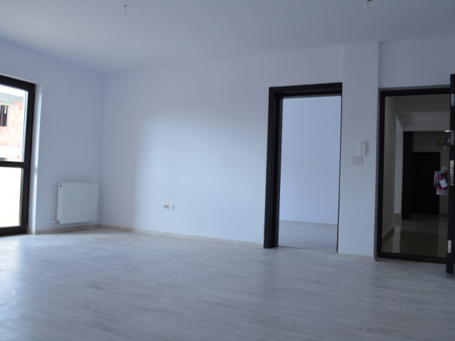 Apartament nou de vanzare, 2 camere,  semidecomandat,  54 mp, Pacurari,  (Proffi - Progess) 130040