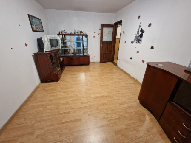 De vanzare apartament, 2 camere,  decomandat,  57 mp, Dacia,  (Bicaz) 154142