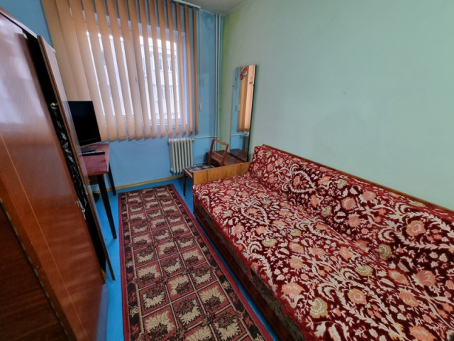 4 camere,  semidecomandat,  65 mp, de vanzare apartament in zona Mircea cel Batran,   145643