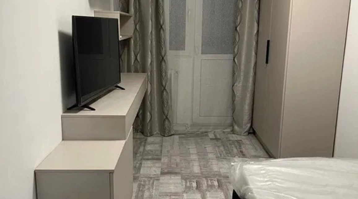 Oferta 2 camere, decomandat, 45 mp, de vanzare apartament in zona Podu Ros,  Primaverii imagine 1