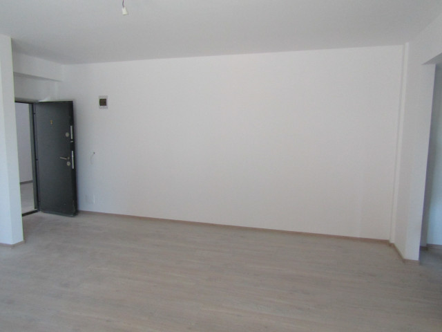 Apartament nou de vanzare, 2 camere,  decomandat,  54 mp, Pacurari,  ( Profi- Progess) 139165