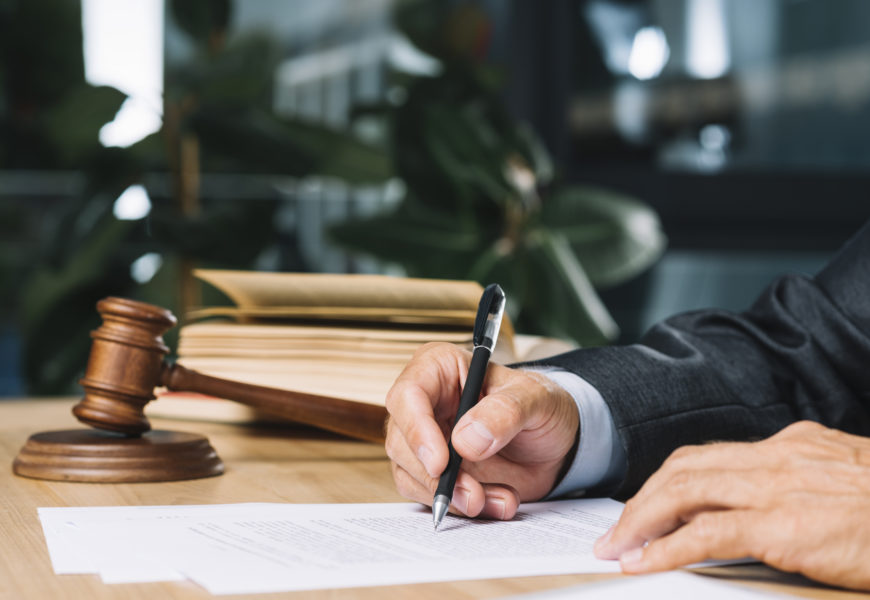 Aspecte legale – promisiunea bilaterală de vânzare-cumpărare sau antecontractul