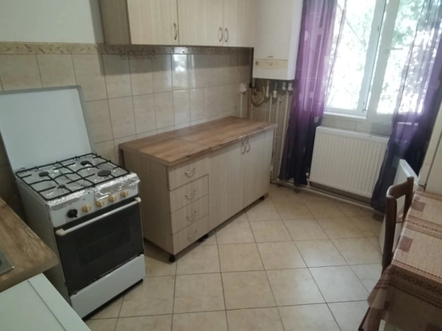 1 camera,  decomandat,  28 mp, de inchiriat apartament in zona Podu Ros,  (Lidl) 162433