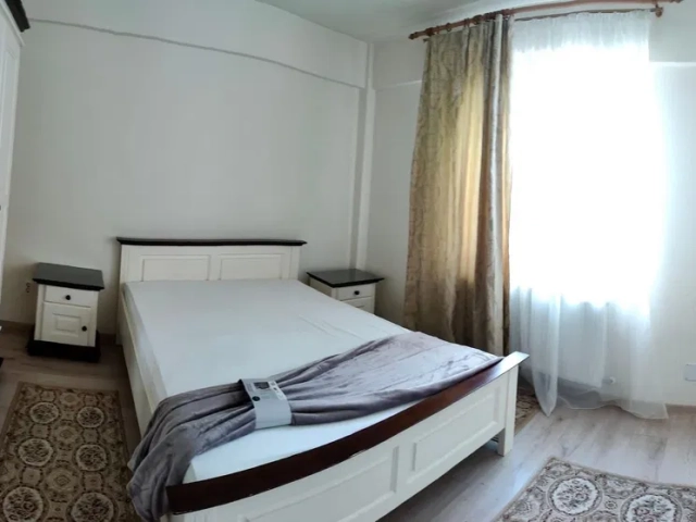 Apartament 2 camere - Centru