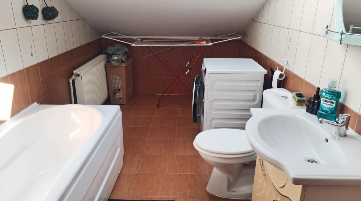 Oferta Nicolina apartament 55 mp, 2 camere, open-space, de inchiriat,  Benzinaria Mol imagine 10