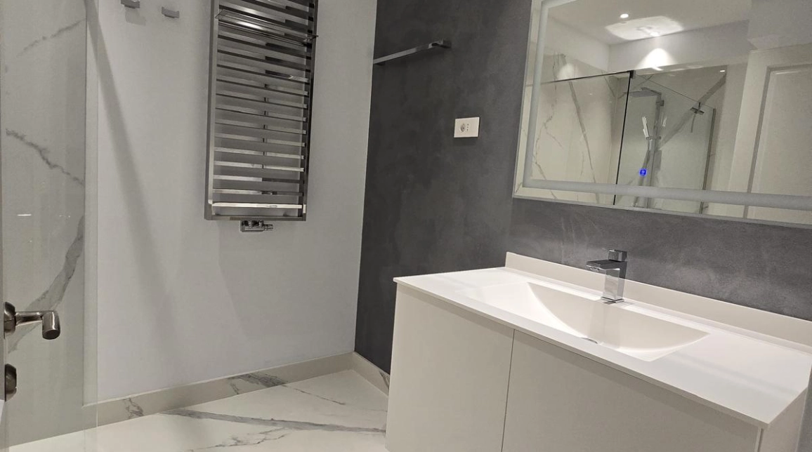 Oferta Apartament nou, 4 camere penthouse, 130 mp, Centru, de vanzare,  Vis a vis de Palas Mall imagine 17