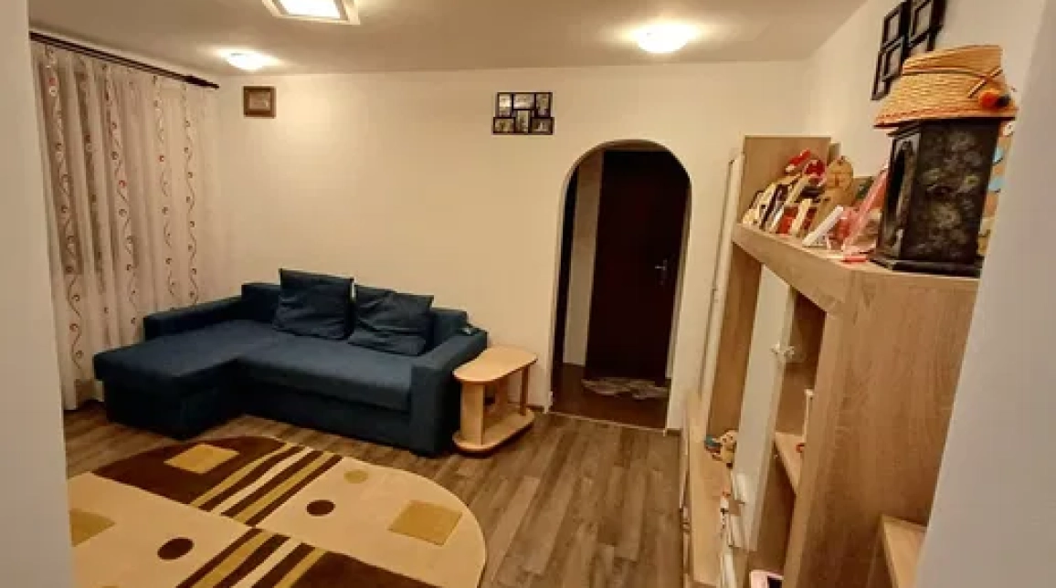 Oferta Darmanesti apartament 59 mp, 3 camere, semidecomandat, de vanzare,  Adrian imagine 3