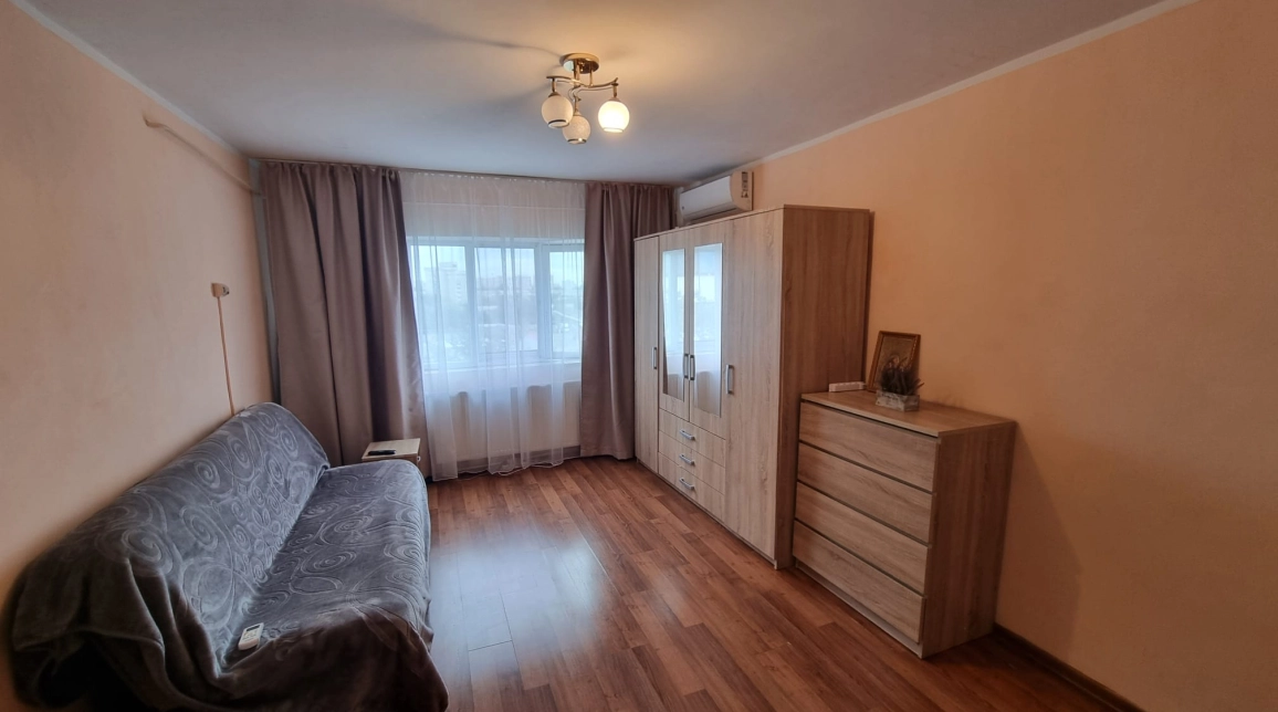 Oferta Nicolina apartament 35 mp, 1 camera, decomandat, de vanzare,  Prima statie - LIDL imagine 1