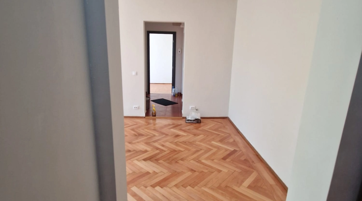 Oferta Titan apartament 60 mp, 3 camere, semidecomandat, de vanzare,  Piata Minis imagine 6