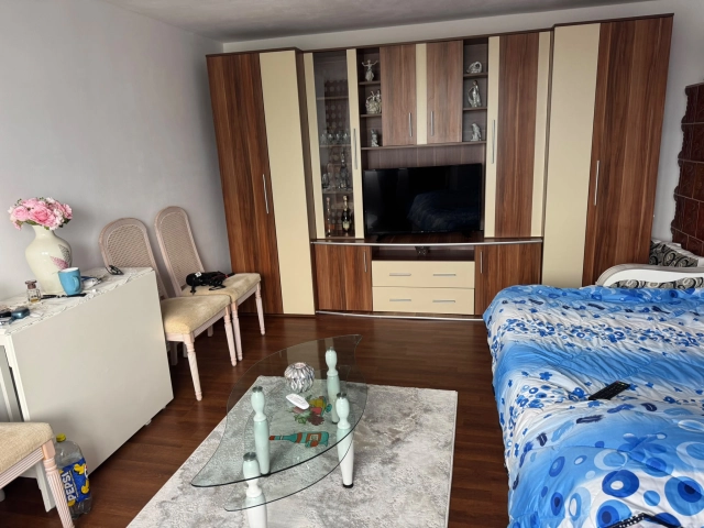 Apartament 4 camere - Galata