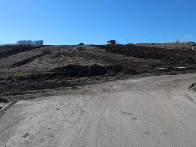 Teren  Miroslava dupa  Alin Automobile 500mp  161709