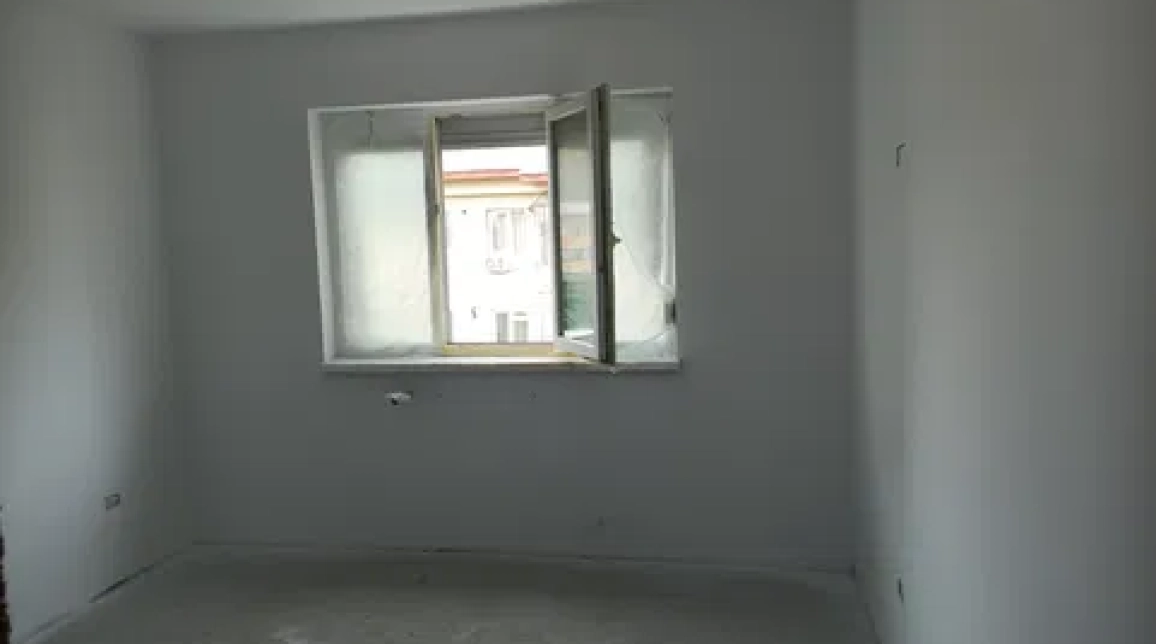 Oferta Central apartament 46 mp, 2 camere, decomandat, de vanzare,  Dacia imagine 2