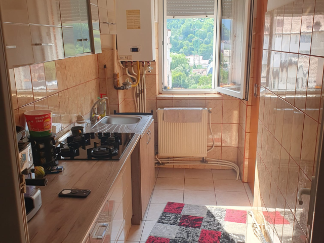 Apartament, 3 camere  semidecomandat,  72 mp, Darmanesti, de vanzare,   162986