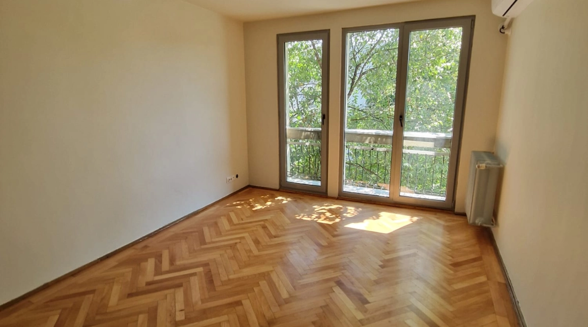 Oferta Titan apartament 60 mp, 3 camere, semidecomandat, de vanzare,  Piata Minis imagine 5