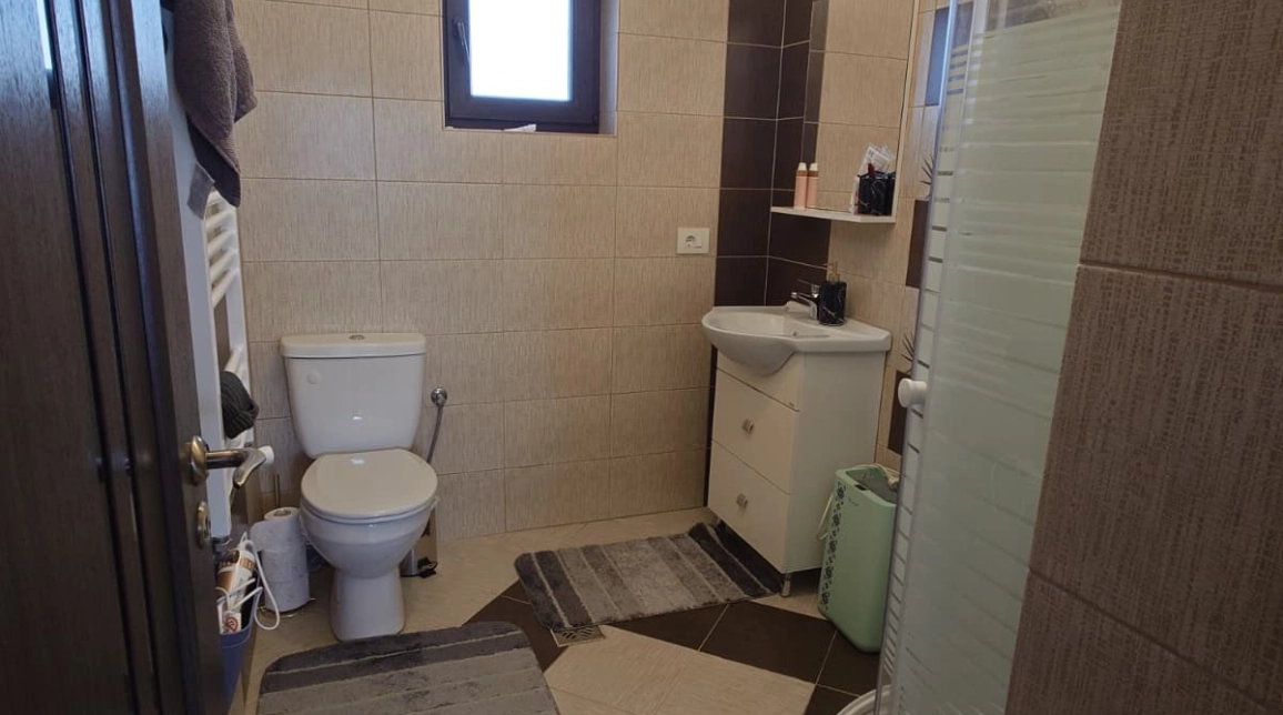 Oferta Casa, 3 camere , 93 mp, Miroslava, de vanzare,  900m de Family Market imagine 8