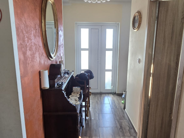 Vila de vanzare, 5 camere,  122mp, Breazu,   162290