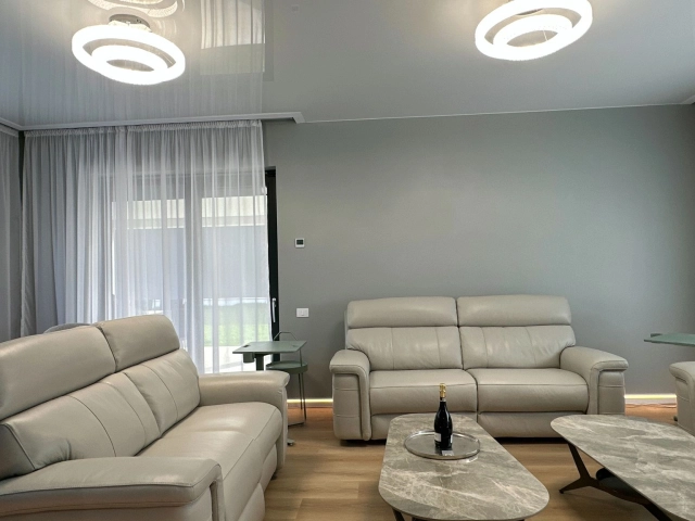 Apartament 4 camere - Bucium