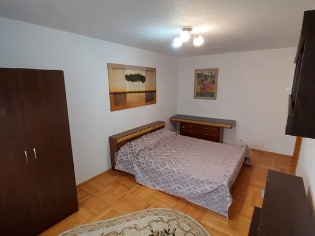 Apartament de inchiriat, 3 camere,  decomandat,  70 mp, Nicolina,  (Lidl) 161975