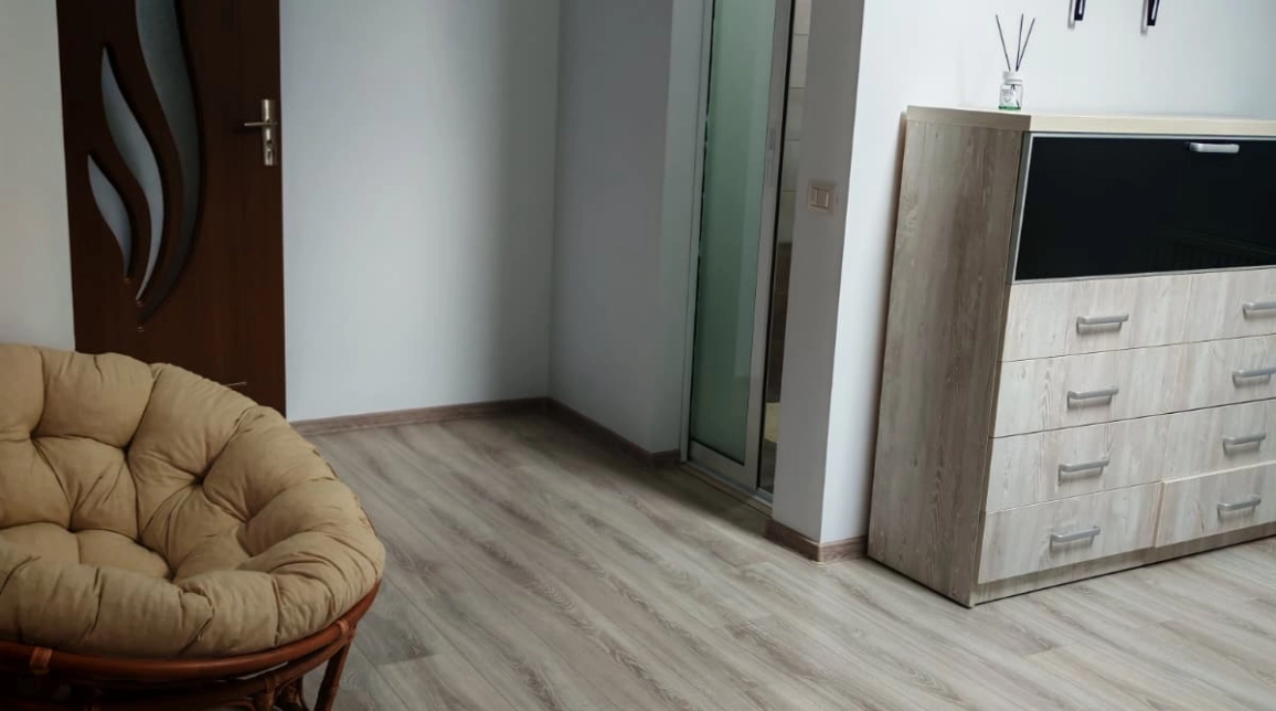 Oferta Apartament, 2 camere decomandat, 80 mp, Calea Romanului, de inchiriat,  Cartier Tei imagine 9