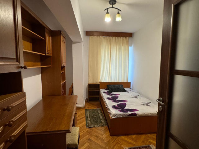 Apartament de inchiriat, 3 camere,  decomandat,  67 mp, Centru,  (Buld Independentei) 163245