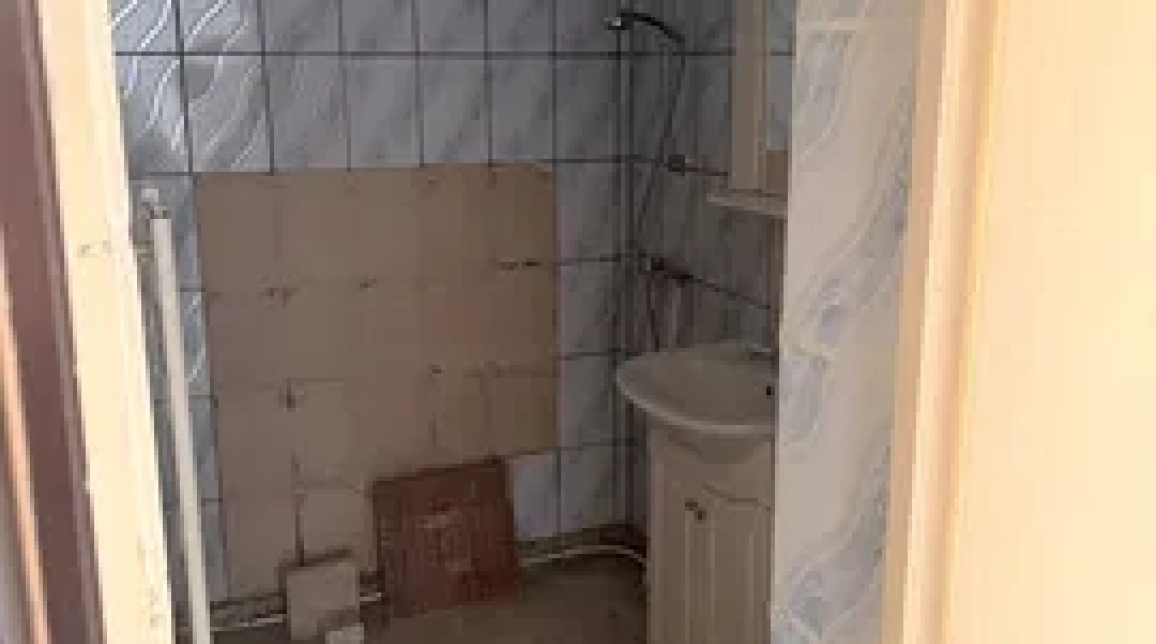 Oferta Apartament de vanzare, 2 camere, semidecomandat, 38 mp, Savinesti imagine 3