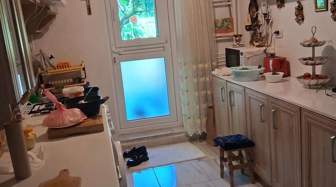 Oferta Apartament, 3 camere nedecomandat, 60 mp, Tudor Vladimirescu, de vanzare,  Intersectia Bucsinescu imagine 1