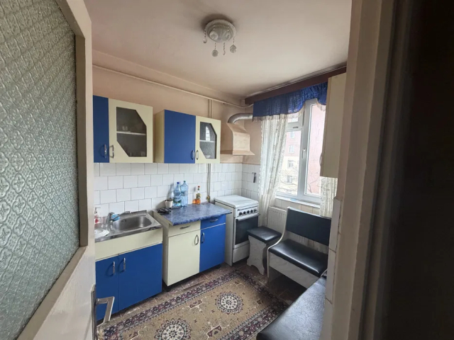 De vanzare apartament, 4 camere,  semidecomandat,  79 mp, Maratei,  (BCR) 162897