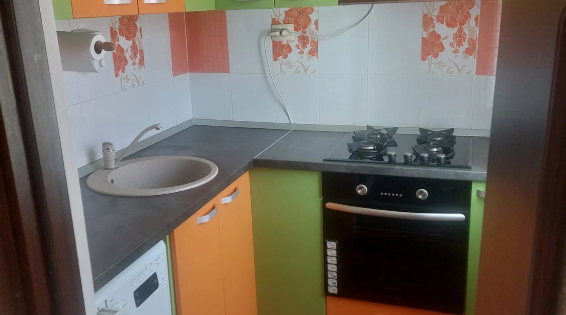 Oferta 2 camere, nedecomandat, 38 mp, de vanzare apartament in zona Tatarasi,  Piata Chirila - Ateneu imagine 3
