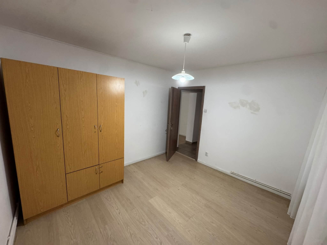 De vanzare apartament, 2 camere,  semidecomandat,  55 mp, Tatarasi,  (Parcul Ciurchi ) 163357