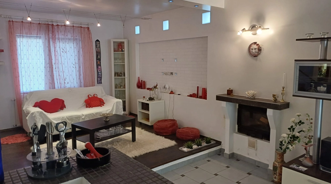 Oferta Casa de vanzare, 4 camere, 299 mp, Breazu,  Rediu  imagine 6