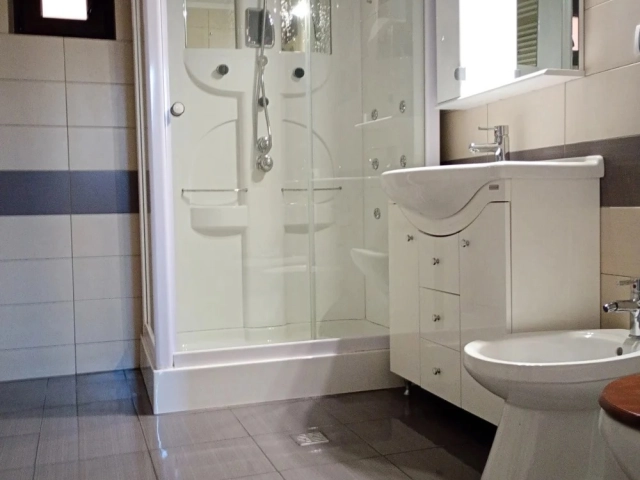 Apartament 4 camere - Horpaz