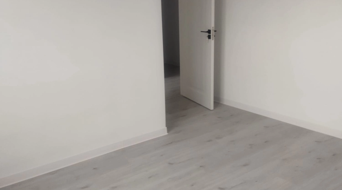 Oferta 4 camere, 106 mp, de vanzare casa in zona Valea Adanca,  mai jos de 5 drumuri imagine 7