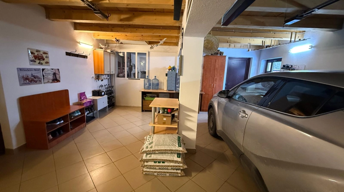 Oferta De vanzare casa, 4 camere, 268 mp, Girov,  Gura Vaii imagine 16