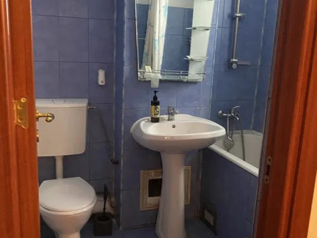 De inchiriat apartament, 2 camere,  semidecomandat,  50 mp, Podu Ros,  (Piata Nicolina) 163207