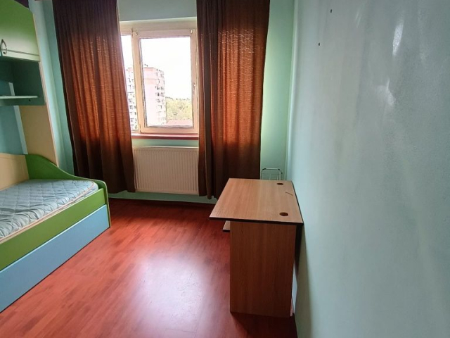2 camere,  semidecomandat,  55 mp, de inchiriat apartament in zona Tatarasi,  (Ateneu ) 163238