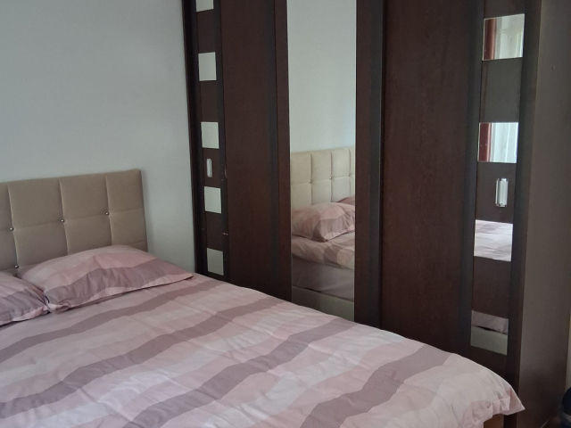 Mircea cel Batran apartament  50 mp, 2 camere,  semidecomandat, de inchiriat,  (Brd  Statia taxi) 163534
