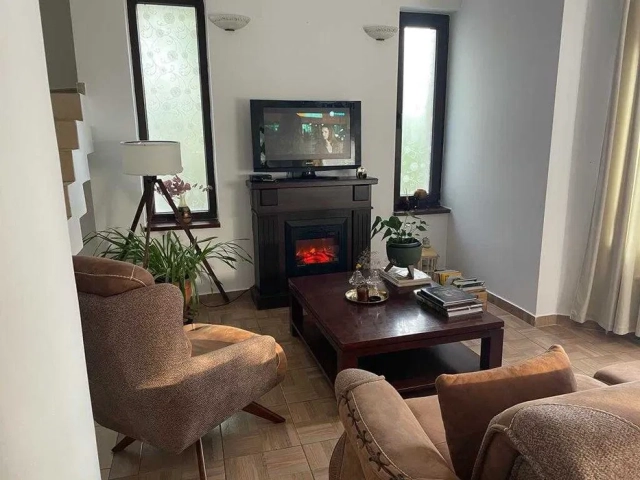 Apartament 3 camere - Tatarasi