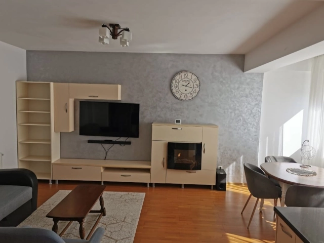 Apartament 3 camere - Popas Pacurari