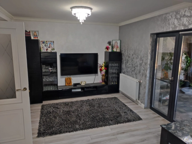 Apartament 4 camere - Nicolina