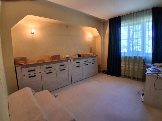 Apartament 5 camere - Bucium