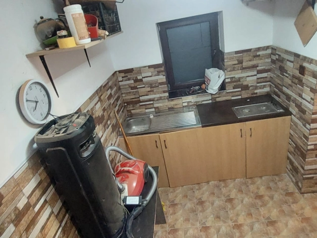 Apartament 5 camere - Breazu