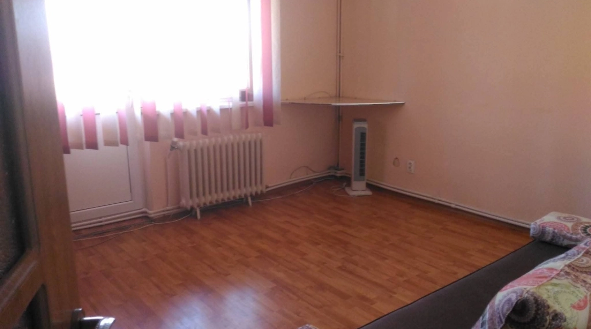 Oferta Garsoniera de inchiriat, 50 mp, Darmanesti,  Aurorei imagine 1